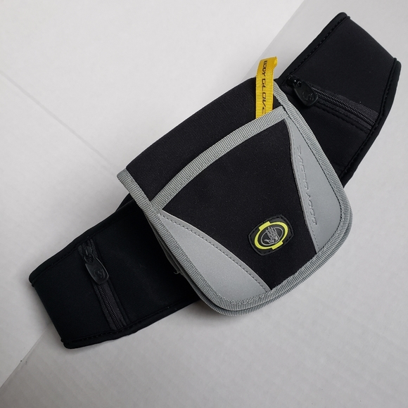 Body Glove Petite Fanny Pack Pouch - Picture 1 of 5